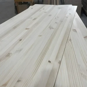 แผ่นไม้สนเรเดียนหรือไม้สนเรดิเอต้า